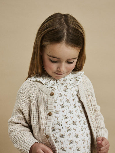 LIL' ATELIER MINI  SLIM FIT TOP MED LANGE ÆRMER  COCONUT MILK