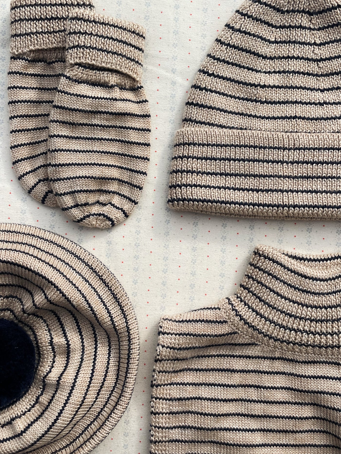 Konges Sløjd LOULI HAT STRIPE BLUIE.